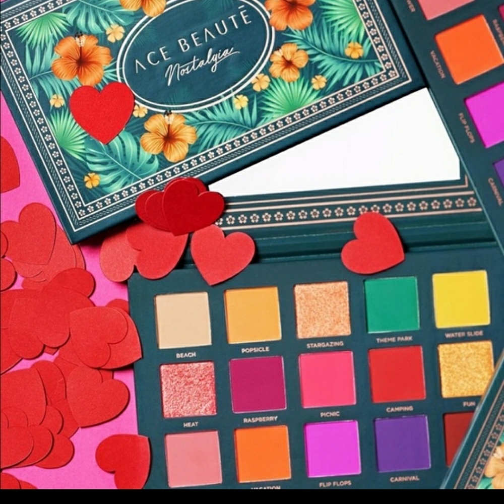 New Ace Beaute Nostalgia Eyeshadow Palette
